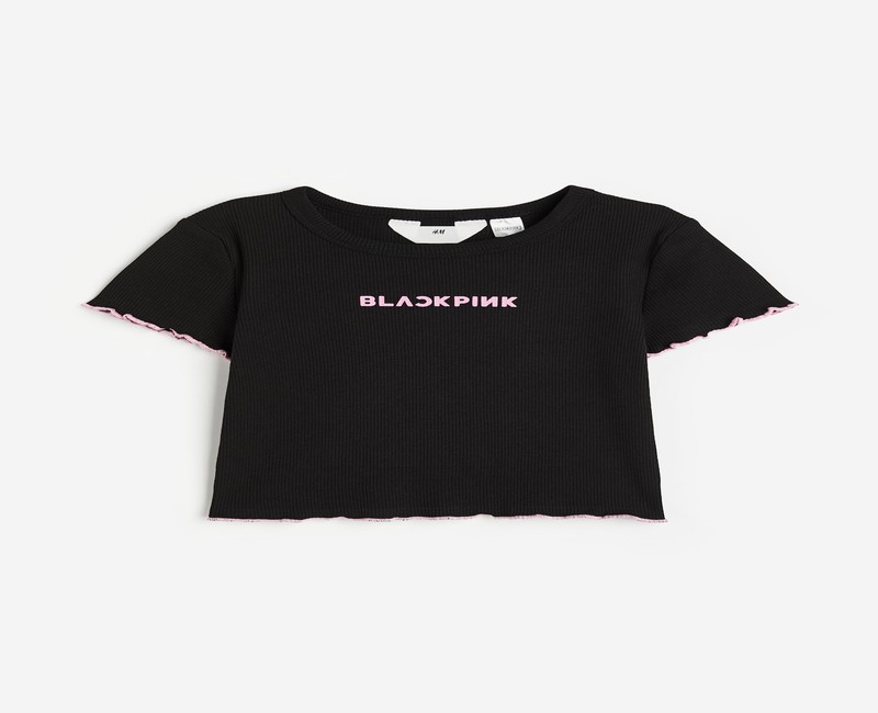 Find Your Favorite Items at Blackpink Store